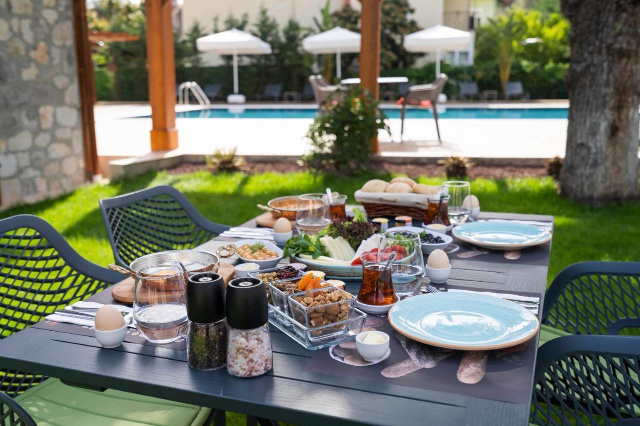 West House Exclusive Hotel เกอเจค ภายนอก รูปภาพ