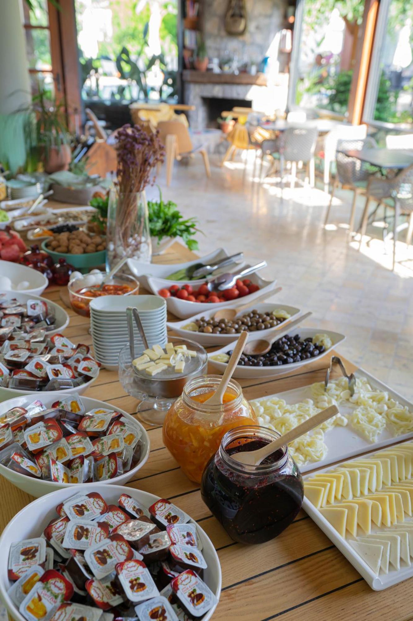 West House Exclusive Hotel เกอเจค ภายนอก รูปภาพ