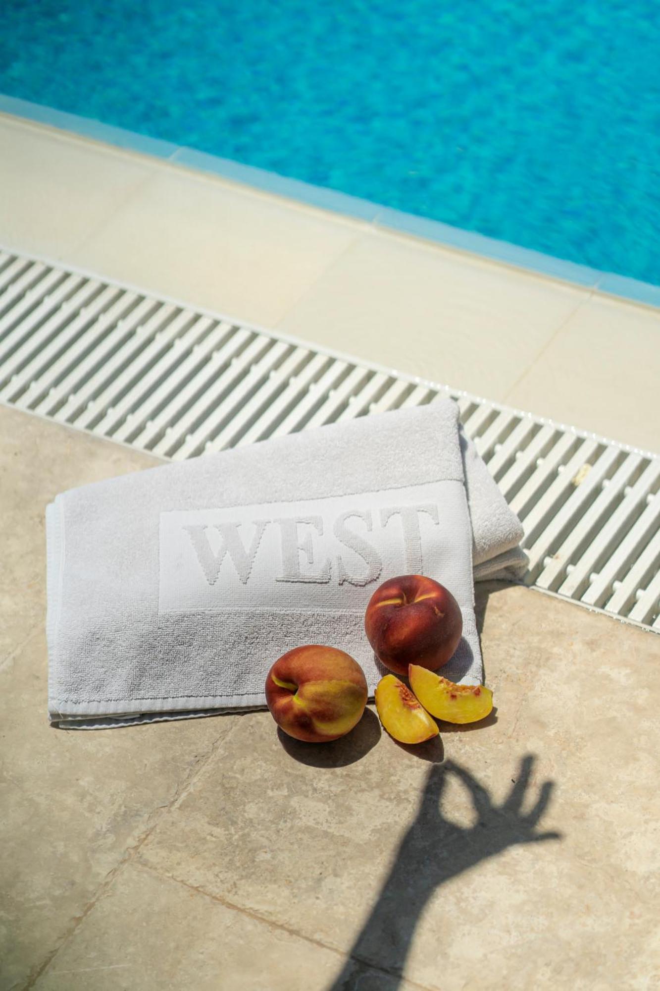 West House Exclusive Hotel เกอเจค ภายนอก รูปภาพ