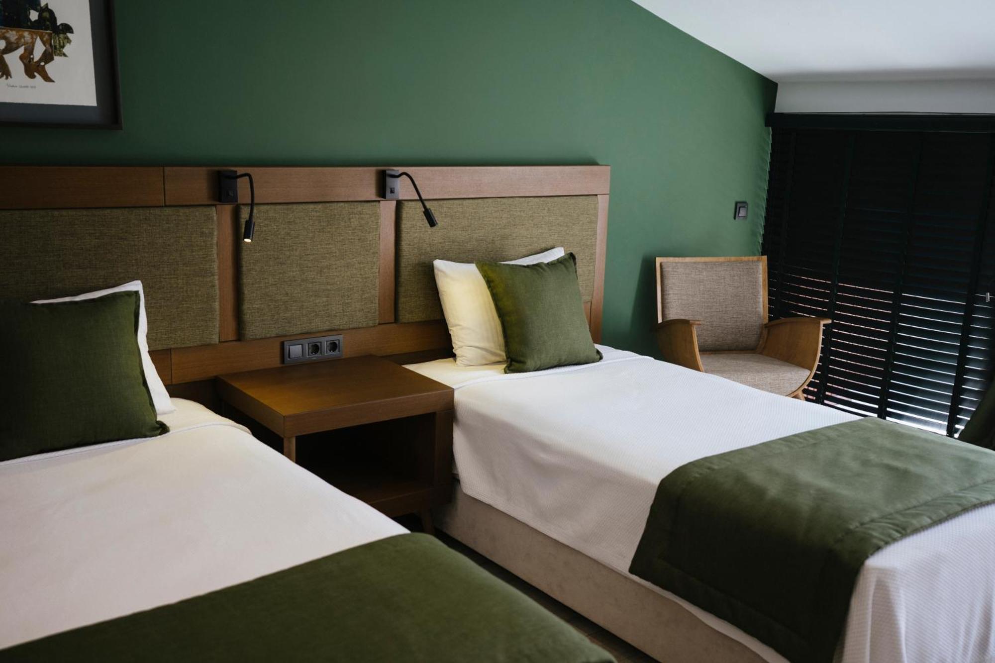 West House Exclusive Hotel เกอเจค ภายนอก รูปภาพ