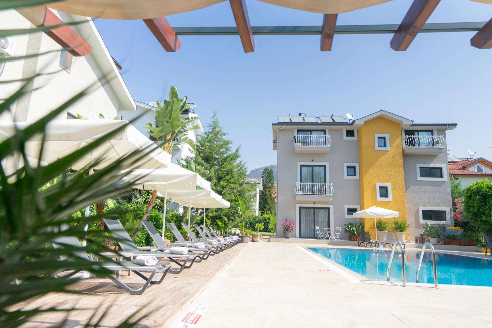 West House Exclusive Hotel เกอเจค ภายนอก รูปภาพ