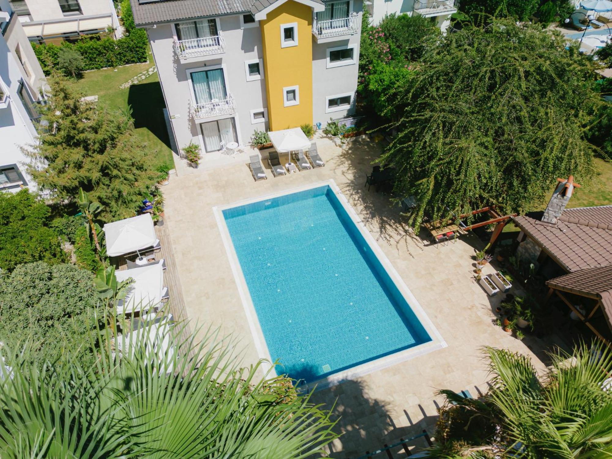West House Exclusive Hotel เกอเจค ภายนอก รูปภาพ